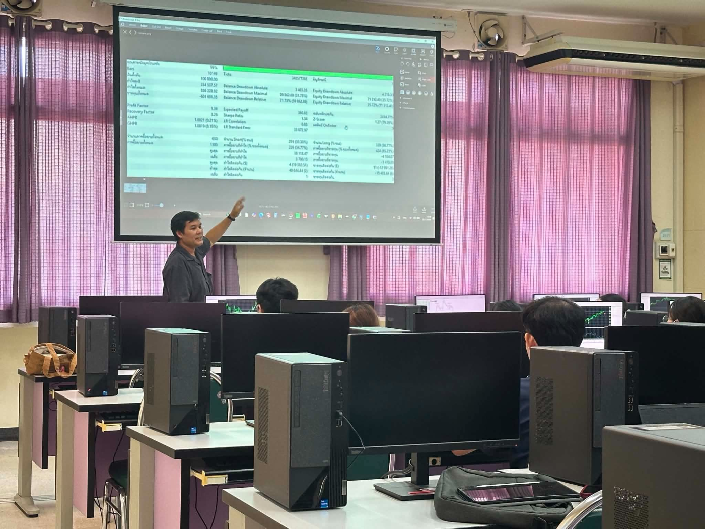 KRV-KARAVAS บรรยายการอ่านผล Backtest ใน MT5